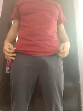 Snapshot of rahuloves chatting on 02-25-26, 10:03 rahuloves online show from 02-25-26, 10:03