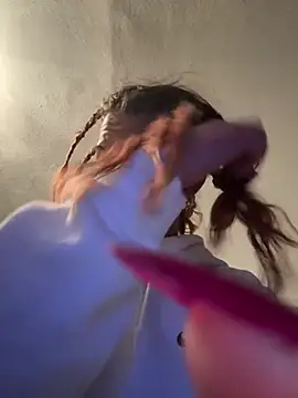 Bellaa25 online show from 04-21-26, 11:07