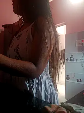 Snapshot of nehakapoor89 chatting on 12-17-25, 09:04 nehakapoor89 online show from 12-17-25, 09:04