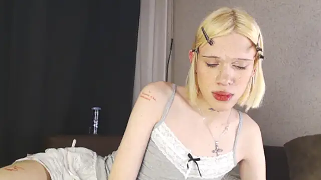 Snapshot of polimun chatting on 02-18-26, 04:58 polimun online show from 02-18-26, 04:58