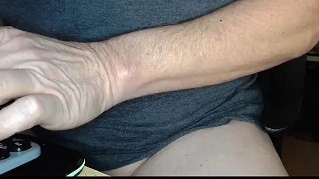 oldmann08 online show from 01-09-26, 08:43