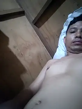 Snapshot of jevtobias chatting on 12-16-25, 10:15 jevtobias online show from 12-16-25, 10:15