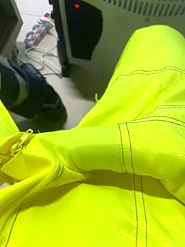 Snapshot of fede_bigcock chatting on 12-14-25, 09:14 fede bigcock online show from 12-14-25, 09:14