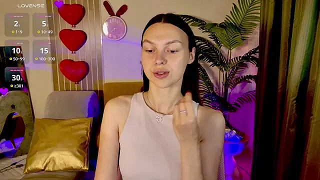 Snapshot of MaxinCarroll chatting on 07-18-26, 10:08 MaxinCarroll online show from 07-18-26, 10:08