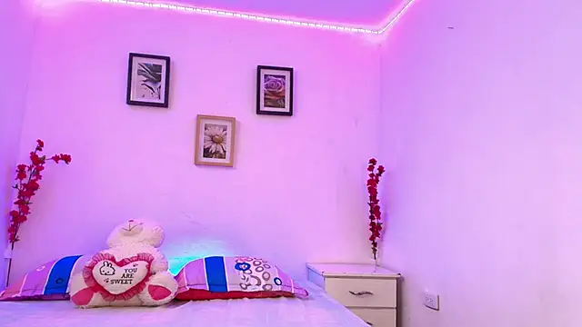 Aurora Dolce online show from 03-03-26, 02:45