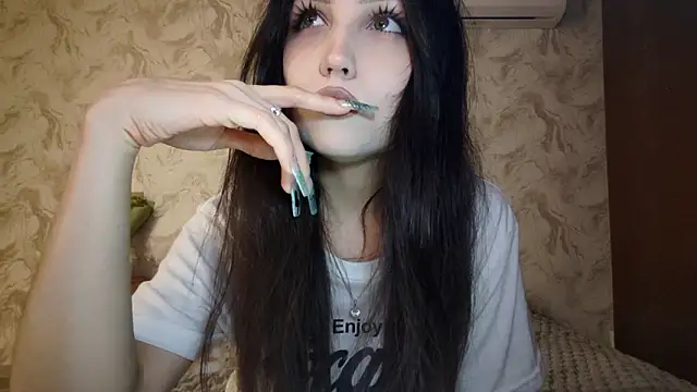 Qwami Amie online show from 03-16-26, 03:16