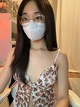 mimichannn99 online show from 04-19-26, 08:11