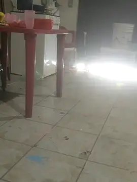 Snapshot of DanielGr27 chatting on 12-13-25, 07:53 DanielGr27 online show from 12-13-25, 07:53