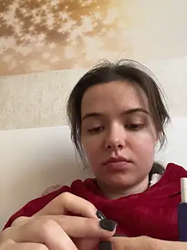 ALittleGrayRabbit online show from 12-15-25, 06:39