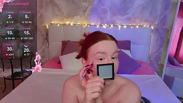 LucyHornyDollx online show from 04-11-26, 07:56