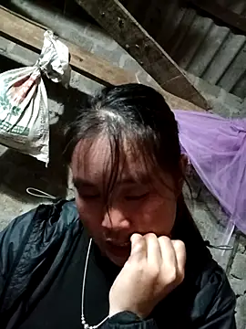 Snapshot of -myaa- chatting on 12-15-25, 11:25 -myaa- online show from 12-15-25, 11:25