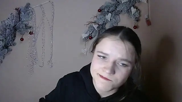 Snapshot of Riya_Vip chatting on 01-08-26, 03:03 Riya Vip online show from 01-08-26, 03:03