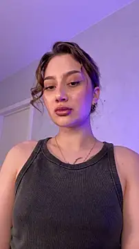 Snapshot of LucieBliss chatting on 05-22-26, 06:24 LucieBliss online show from 05-22-26, 06:24