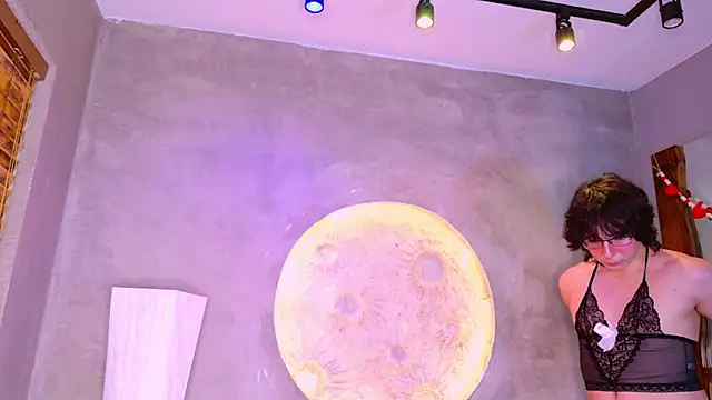 Shelly bat online show from 03-09-26, 10:14