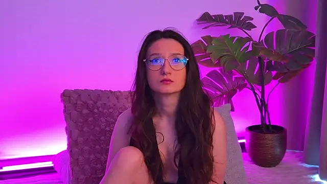 TheaMalekoo online show from 03-27-26, 08:26