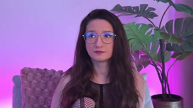 TheaMalekoo online show from 04-08-26, 06:35