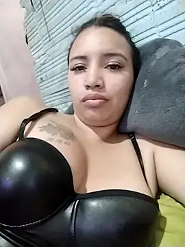 liliymike19 online show from 02-18-26, 07:54