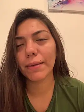 Snapshot of giny_sexii chatting on 12-15-25, 05:44 giny sexii online show from 12-15-25, 05:44