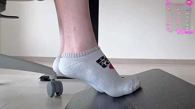 Feetbeth online show from 04-14-26, 08:15