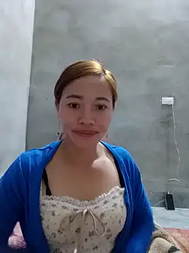 little-effy online show from 12-18-25, 03:56