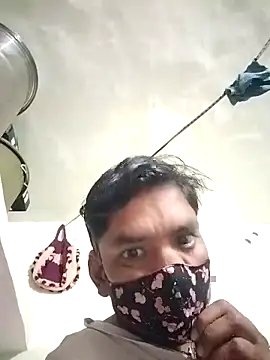 monsterki online show from 12-19-25, 02:46