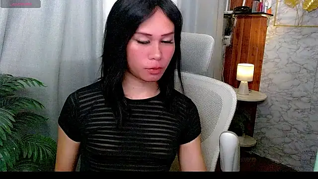 xSweet Gigi online show from 06-26-26, 10:36