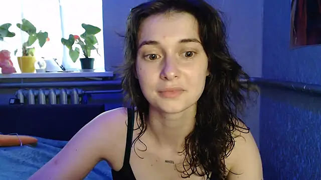 Snapshot of Angelik5371 chatting on 06-30-26, 05:36 Angelik5371 online show from 06-30-26, 05:36