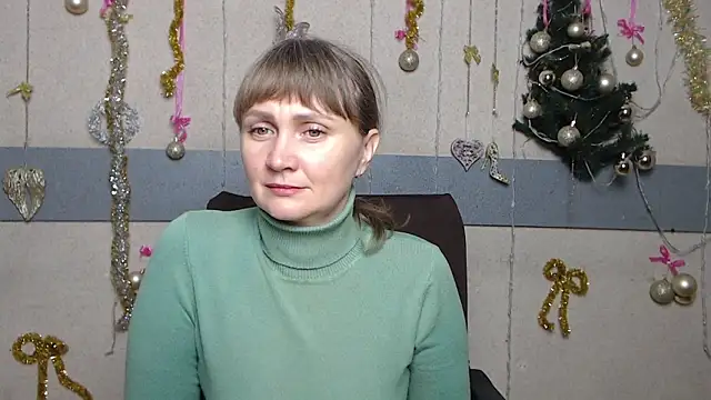 Snapshot of KellyClar chatting on 12-15-25, 05:55 KellyClar online show from 12-15-25, 05:55