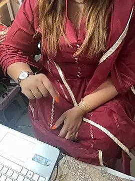 butterflyslay online show from 04-17-26, 01:19