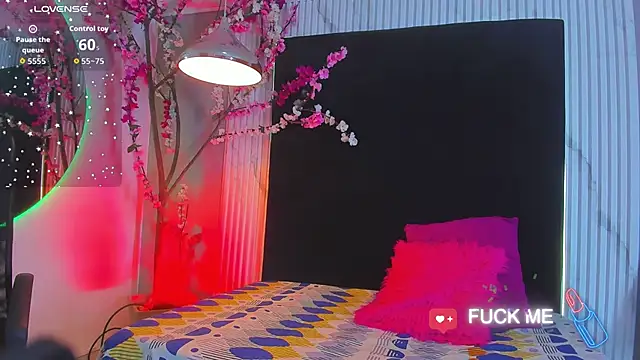 bella moonlight cr online show from 01-19-26, 04:05