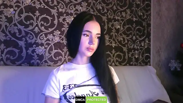 Snapshot of fit_leese chatting on 01-06-26, 09:18 fit leese online show from 01-06-26, 09:18