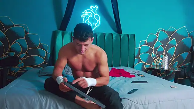 Snapshot of MagnusKnight_ chatting on 01-08-26, 05:15 MagnusKnight online show from 01-08-26, 05:15