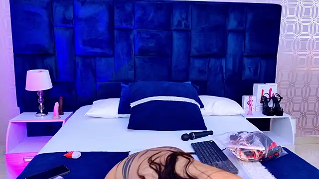 Celeste Clarke online show from 01-18-26, 07:50