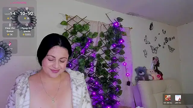 Juli castillo1 online show from 05-25-26, 02:23