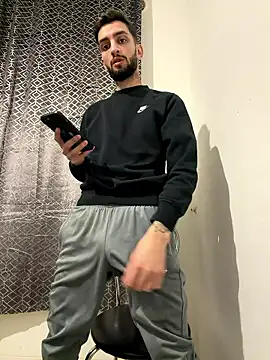 Juliann69Ramiro online show from 01-08-26, 03:14