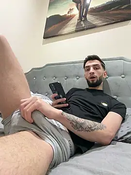 Juliann69Ramiro online show from 02-17-26, 09:43