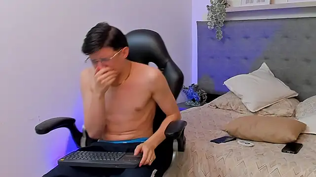 Snapshot of sebastamayo_ chatting on 02-27-26, 09:09 sebastamayo online show from 02-27-26, 09:09