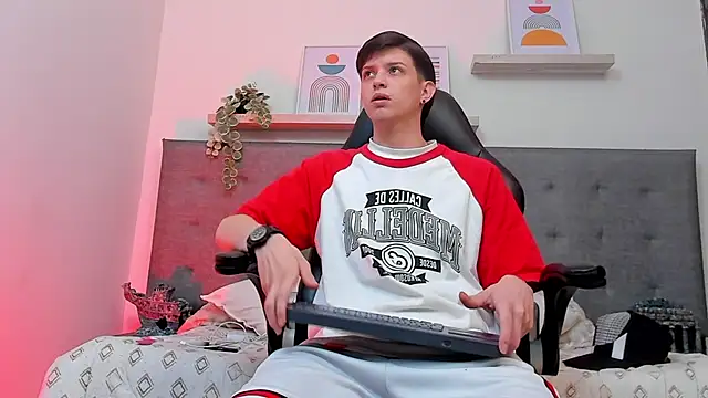 Snapshot of sebastamayo_ chatting on 03-04-26, 06:30 sebastamayo online show from 03-04-26, 06:30