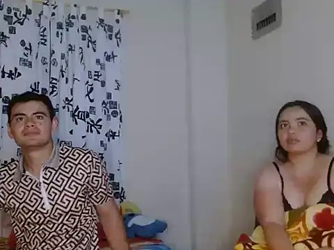 charlottehot1 online show from 12-22-25, 02:52