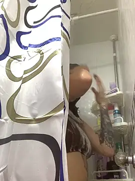 Snapshot of Gabyy_park chatting on 12-14-25, 09:52 Gabyy park online show from 12-14-25, 09:52