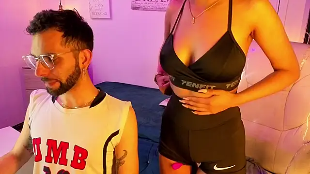 Snapshot of annie_and_ryan chatting on 02-20-26, 06:26 annie and ryan online show from 02-20-26, 06:26