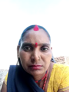 Snapshot of Mohni_pal chatting on 12-16-25, 04:39 Mohni pal online show from 12-16-25, 04:39