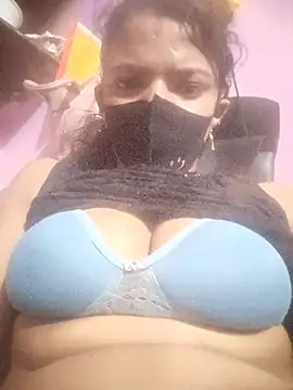 Snapshot of TANIYA-766 chatting on 12-14-25, 04:12 TANIYA-766 online show from 12-14-25, 04:12