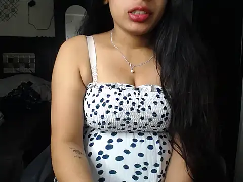 Snapshot of Slay_ishika chatting on 12-19-25, 11:28 Slay ishika online show from 12-19-25, 11:28