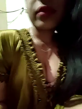 Snapshot of Slay_ishika chatting on 02-18-26, 10:33 Slay ishika online show from 02-18-26, 10:33