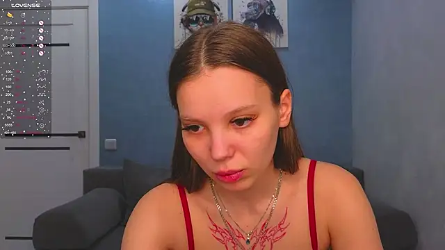 Snapshot of Cara_Sweet1 chatting on 02-19-26, 06:15 Cara Sweet1 online show from 02-19-26, 06:15