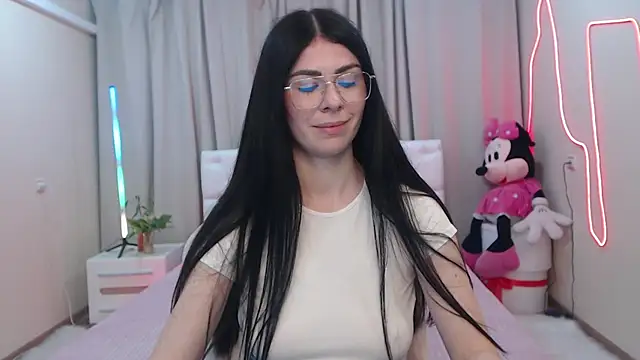 Snapshot of MilaSecret55 chatting on 05-16-26, 06:32 MilaSecret55 online show from 05-16-26, 06:32