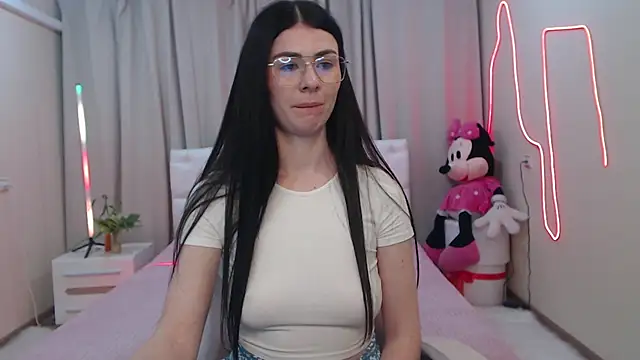 Snapshot of MilaSecret55 chatting on 05-16-26, 10:36 MilaSecret55 online show from 05-16-26, 10:36