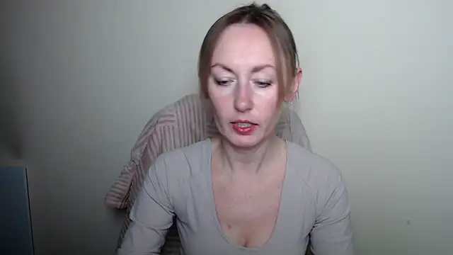 LiaSeass  online show from 04-14-26, 10:54