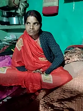 puja45632 online show from 12-14-25, 04:45